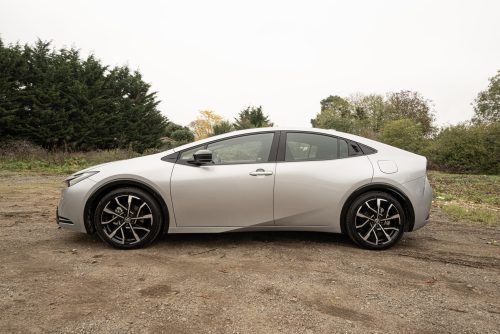 31A + 34A. Toyota Prius (Hybrid) - Cars - Sided Angle